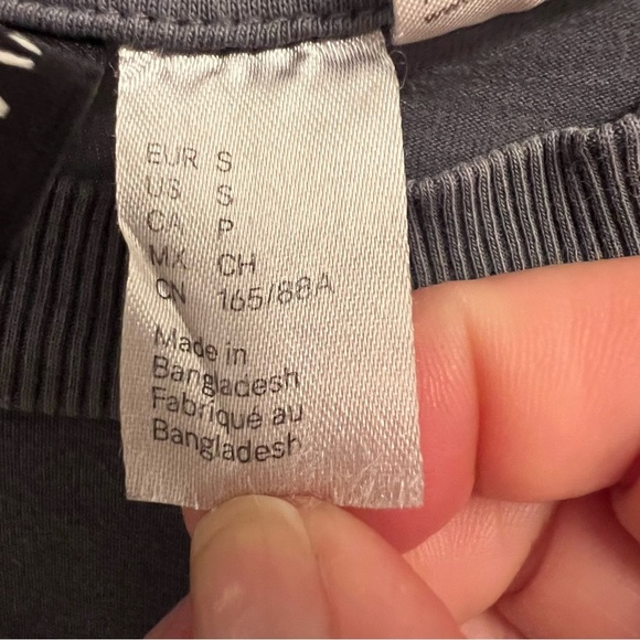 RAMONES Rockaway Beach Vintage Style Distressed Gray T-shirt Men’s Small - Picture 4 of 5